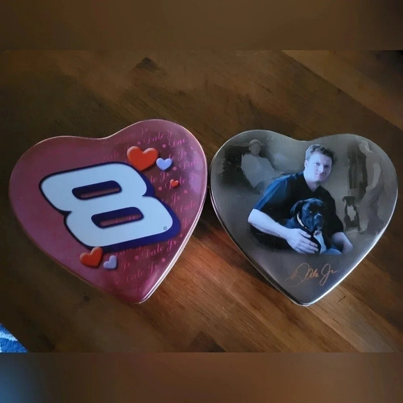Set‎ of 2 Dale Earnhardt Jr #8 Metal Tins - Picture 1 of 2